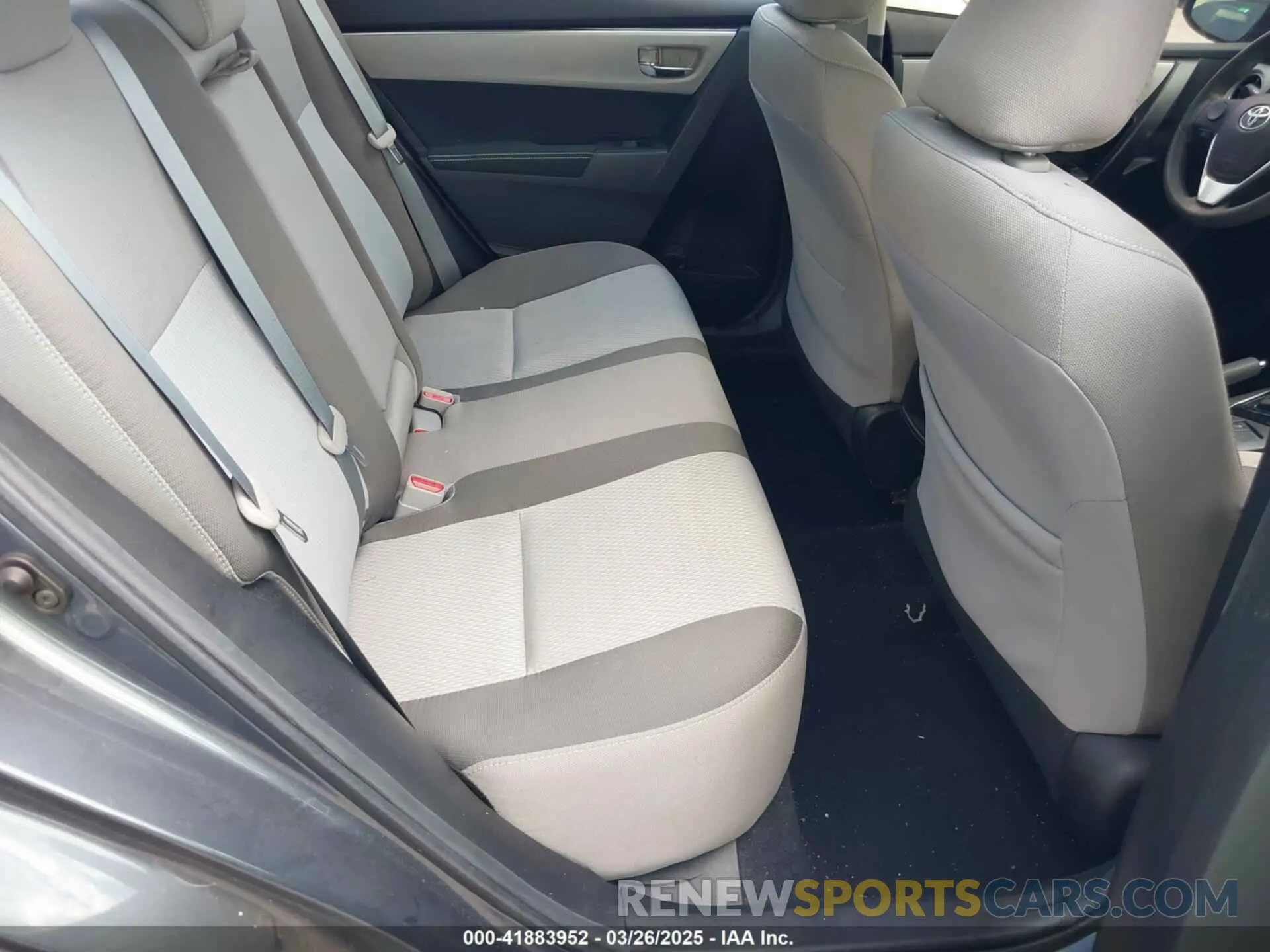 8 Photograph of a damaged car 2T1BURHE7KC185853 TOYOTA COROLLA 2019