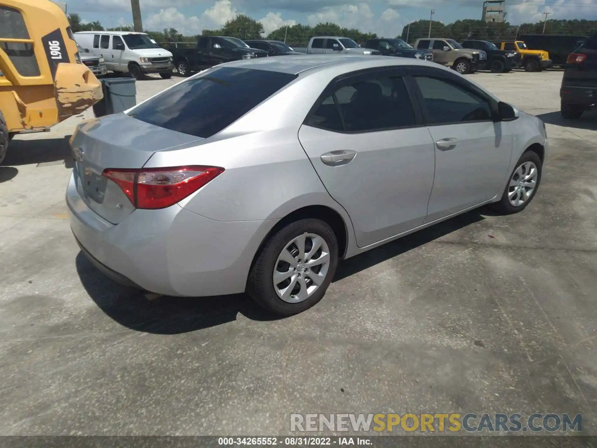 4 Photograph of a damaged car 2T1BURHE7KC186730 TOYOTA COROLLA 2019