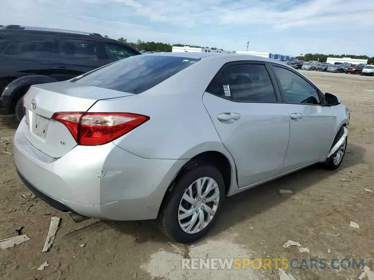 3 Photograph of a damaged car 2T1BURHE7KC188087 TOYOTA COROLLA 2019