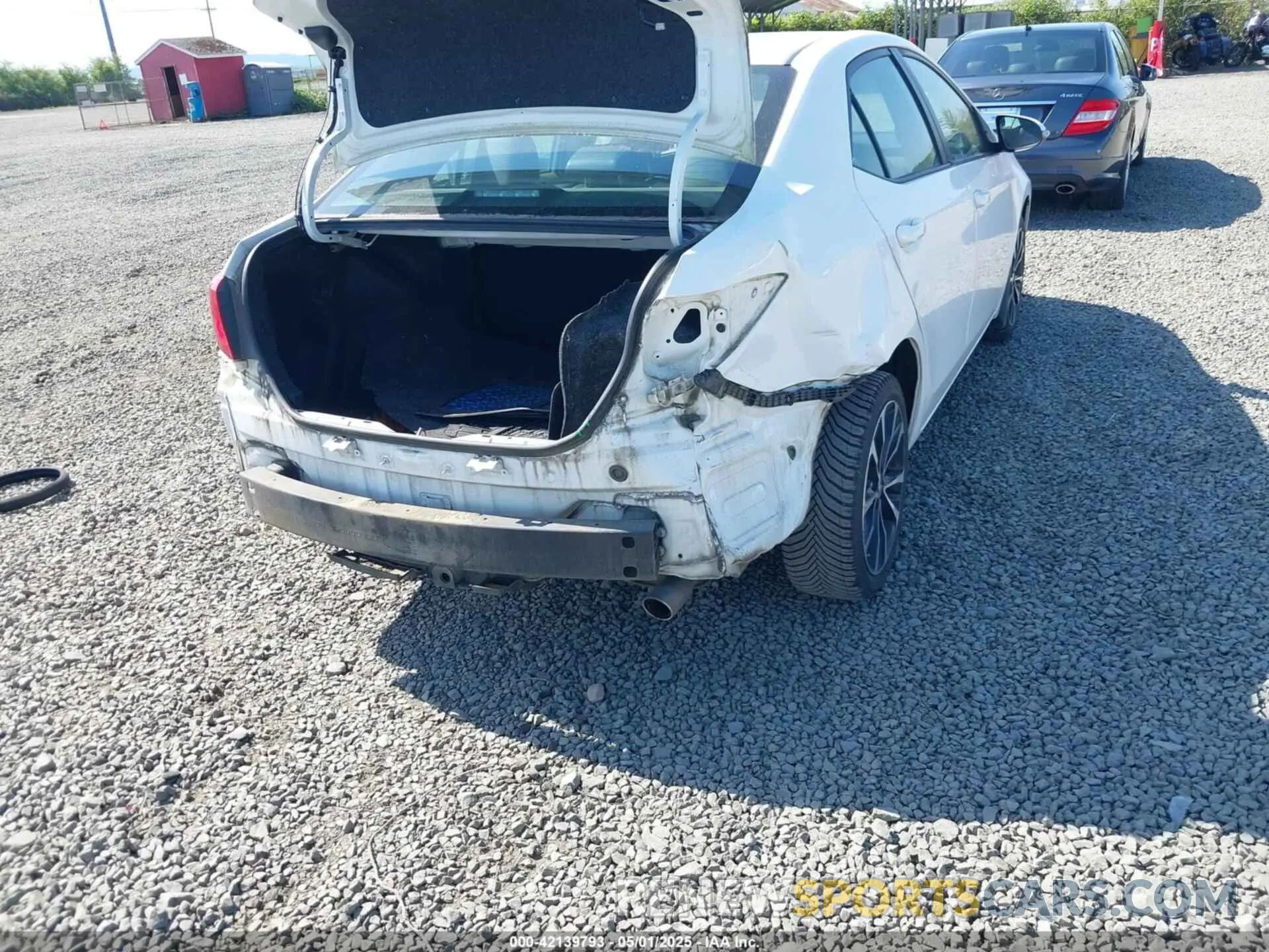6 Photograph of a damaged car 2T1BURHE7KC192303 TOYOTA COROLLA 2019