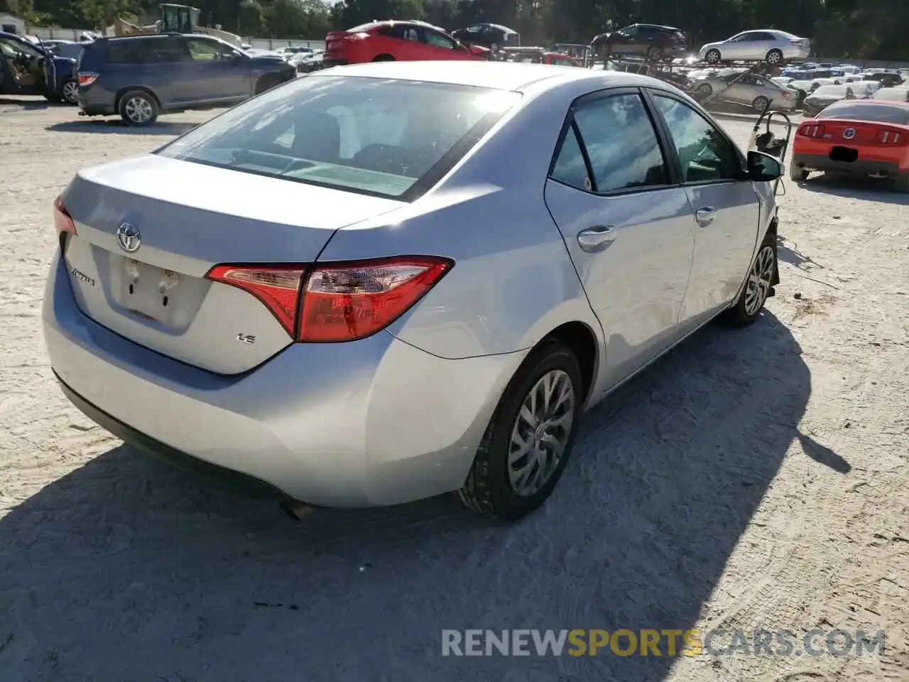 4 Photograph of a damaged car 2T1BURHE7KC193855 TOYOTA COROLLA 2019