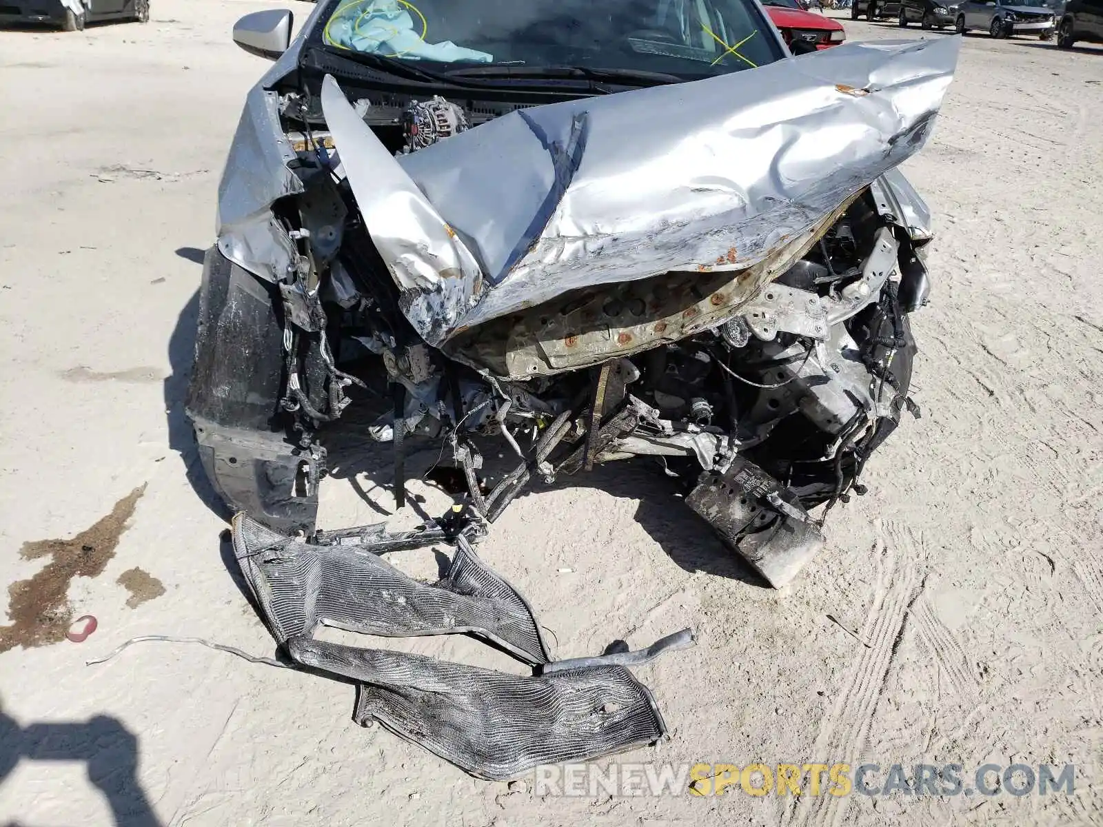 9 Photograph of a damaged car 2T1BURHE7KC193855 TOYOTA COROLLA 2019