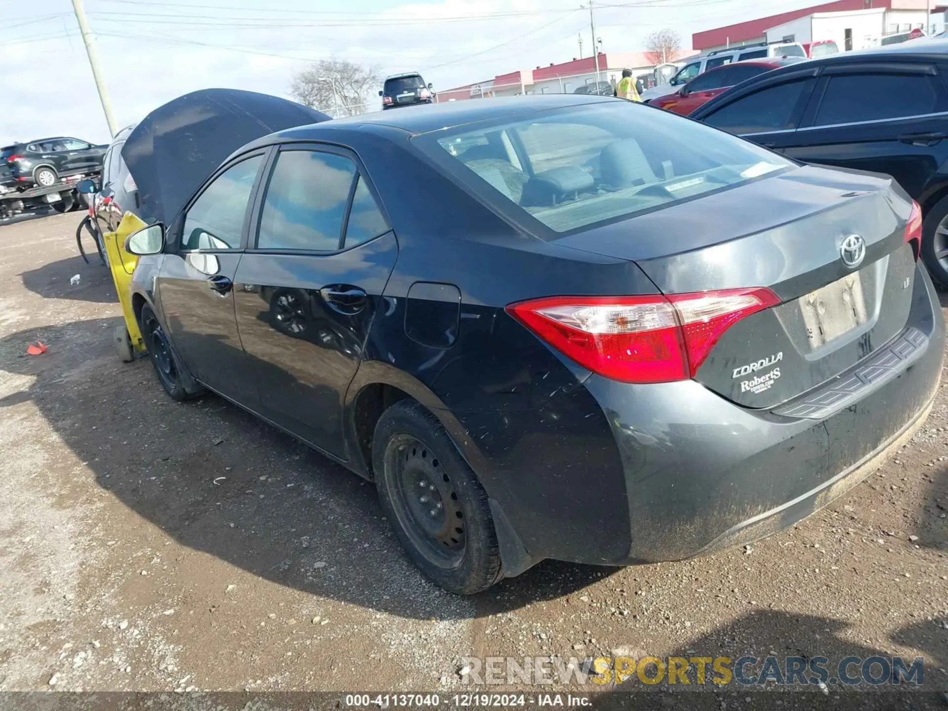 3 Photograph of a damaged car 2T1BURHE7KC201338 TOYOTA COROLLA 2019