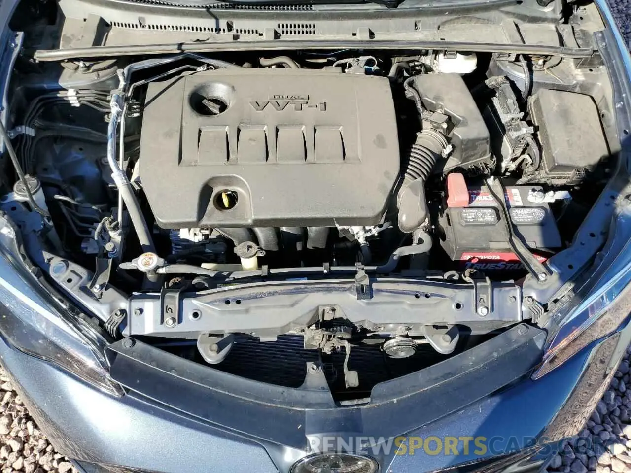 11 Photograph of a damaged car 2T1BURHE7KC212372 TOYOTA COROLLA 2019