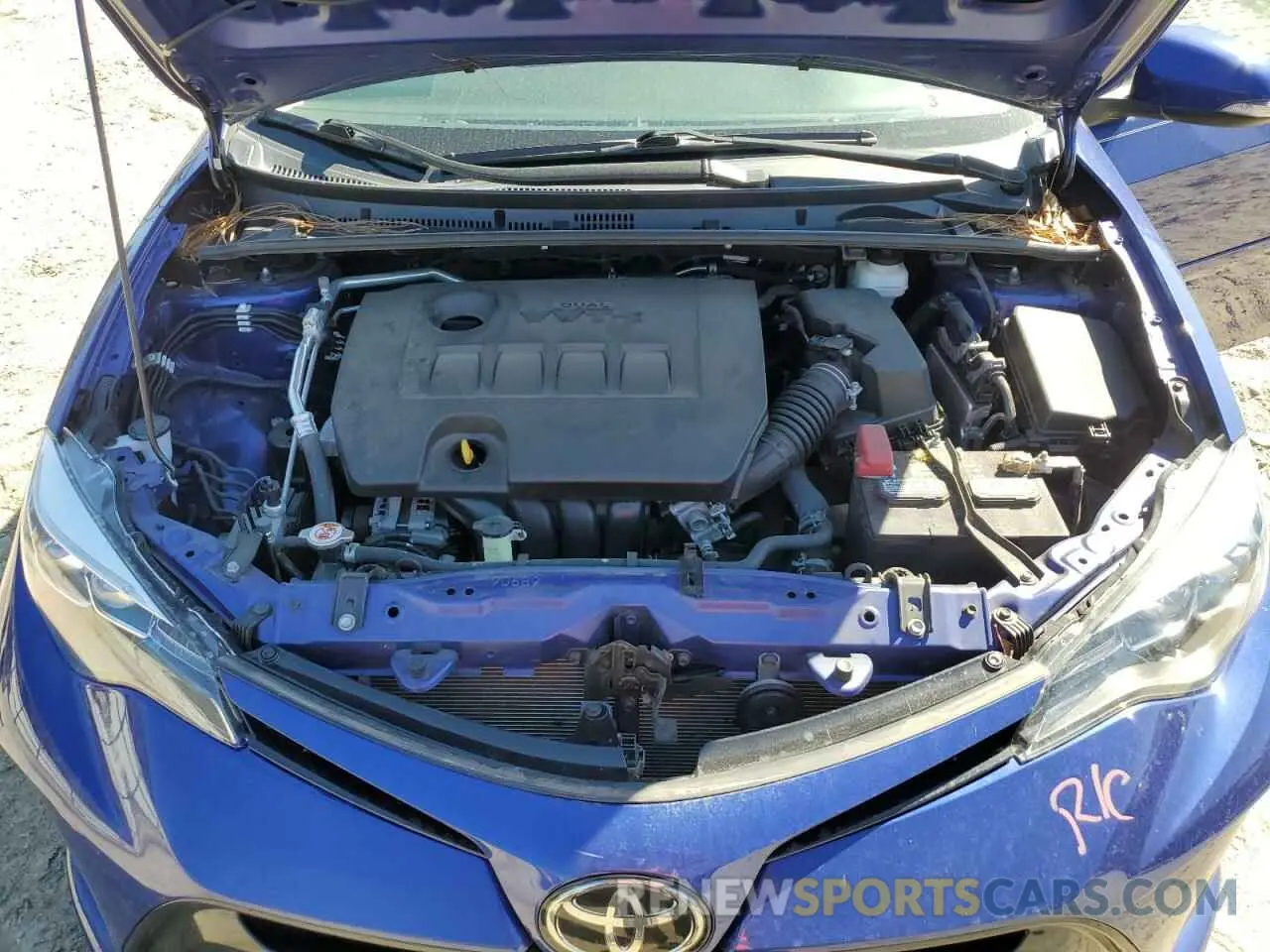 11 Photograph of a damaged car 2T1BURHE7KC212484 TOYOTA COROLLA 2019