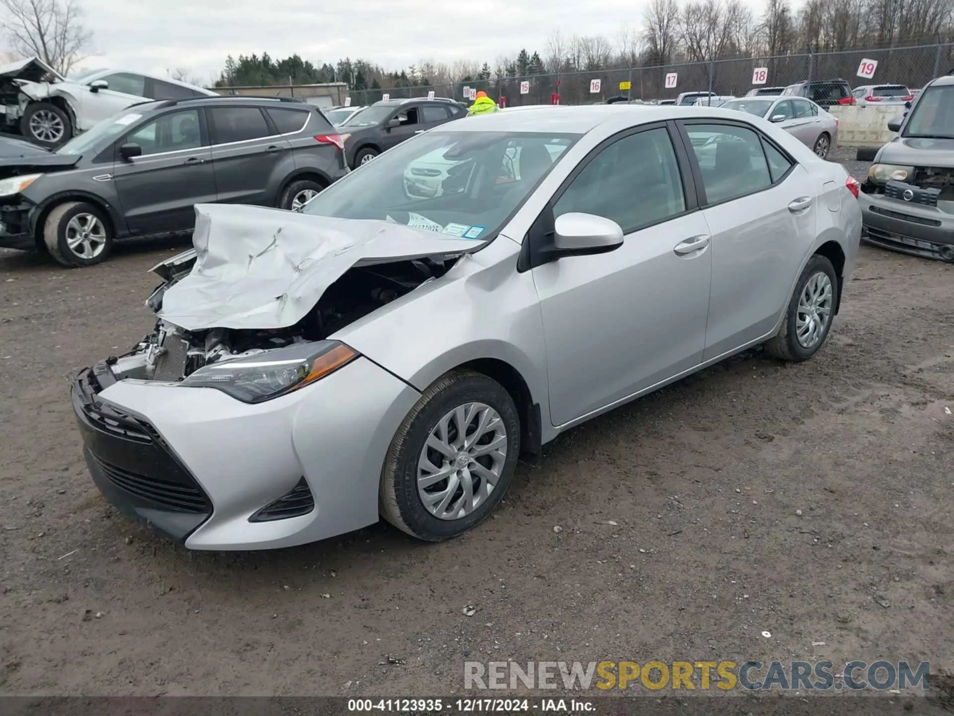 2 Photograph of a damaged car 2T1BURHE7KC212629 TOYOTA COROLLA 2019