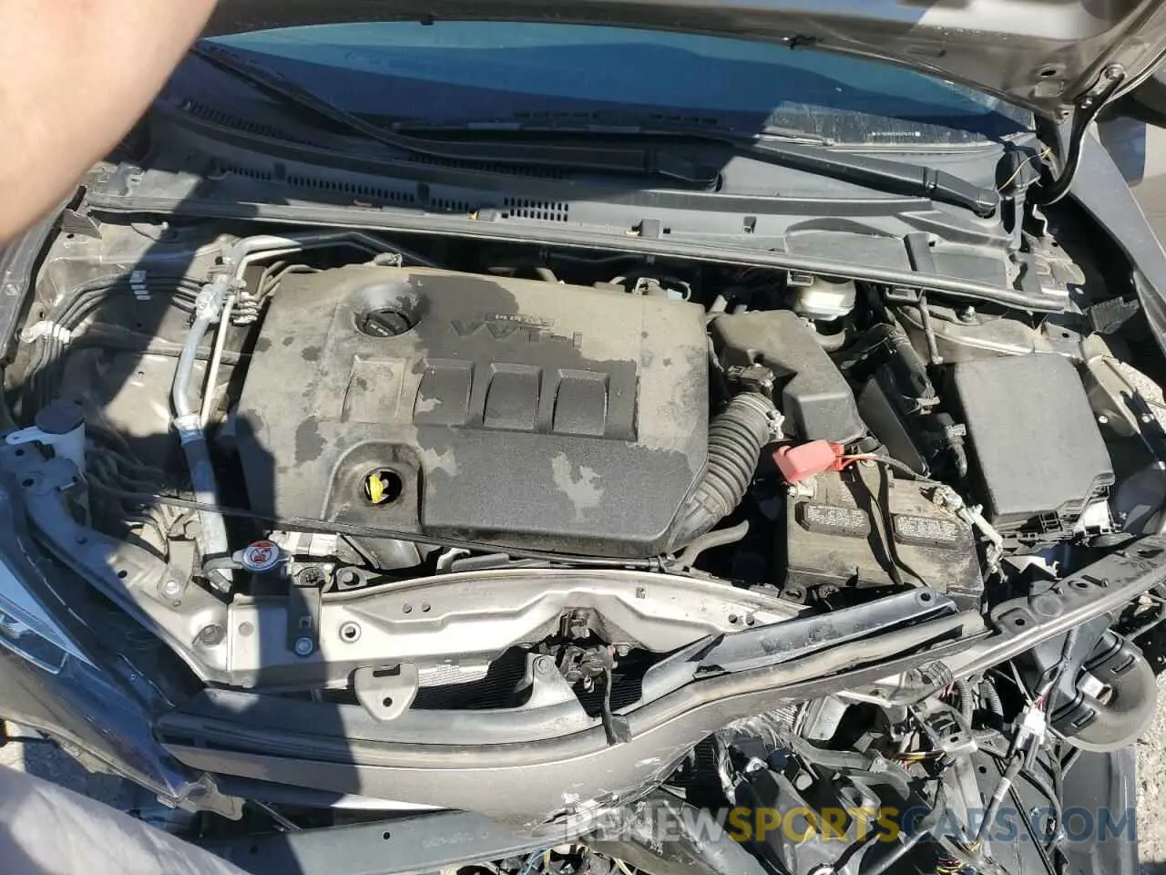11 Photograph of a damaged car 2T1BURHE7KC215479 TOYOTA COROLLA 2019
