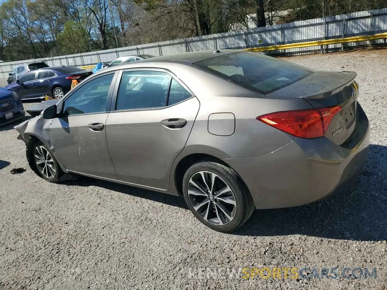 2 Photograph of a damaged car 2T1BURHE7KC215479 TOYOTA COROLLA 2019