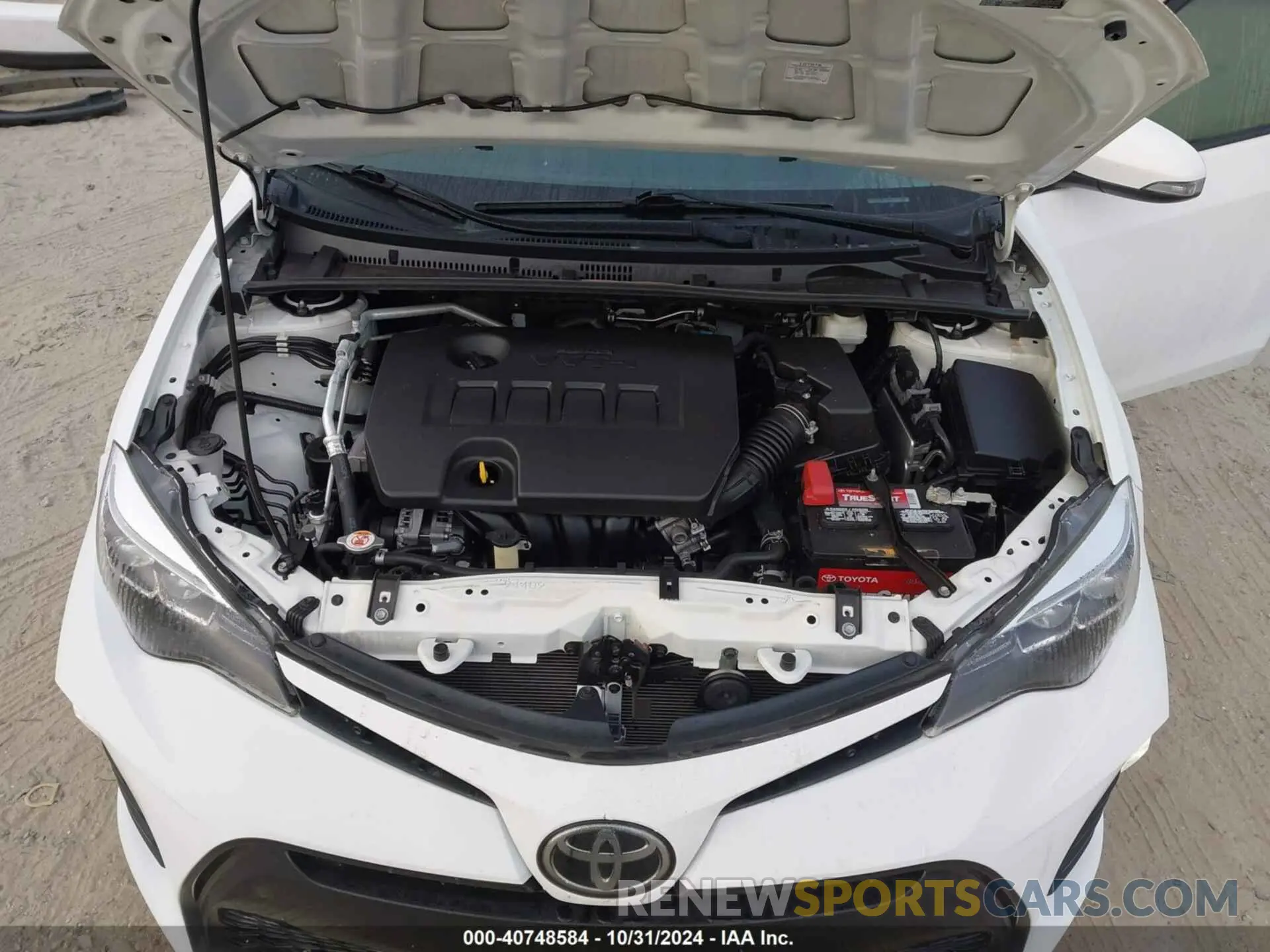 10 Photograph of a damaged car 2T1BURHE7KC216194 TOYOTA COROLLA 2019