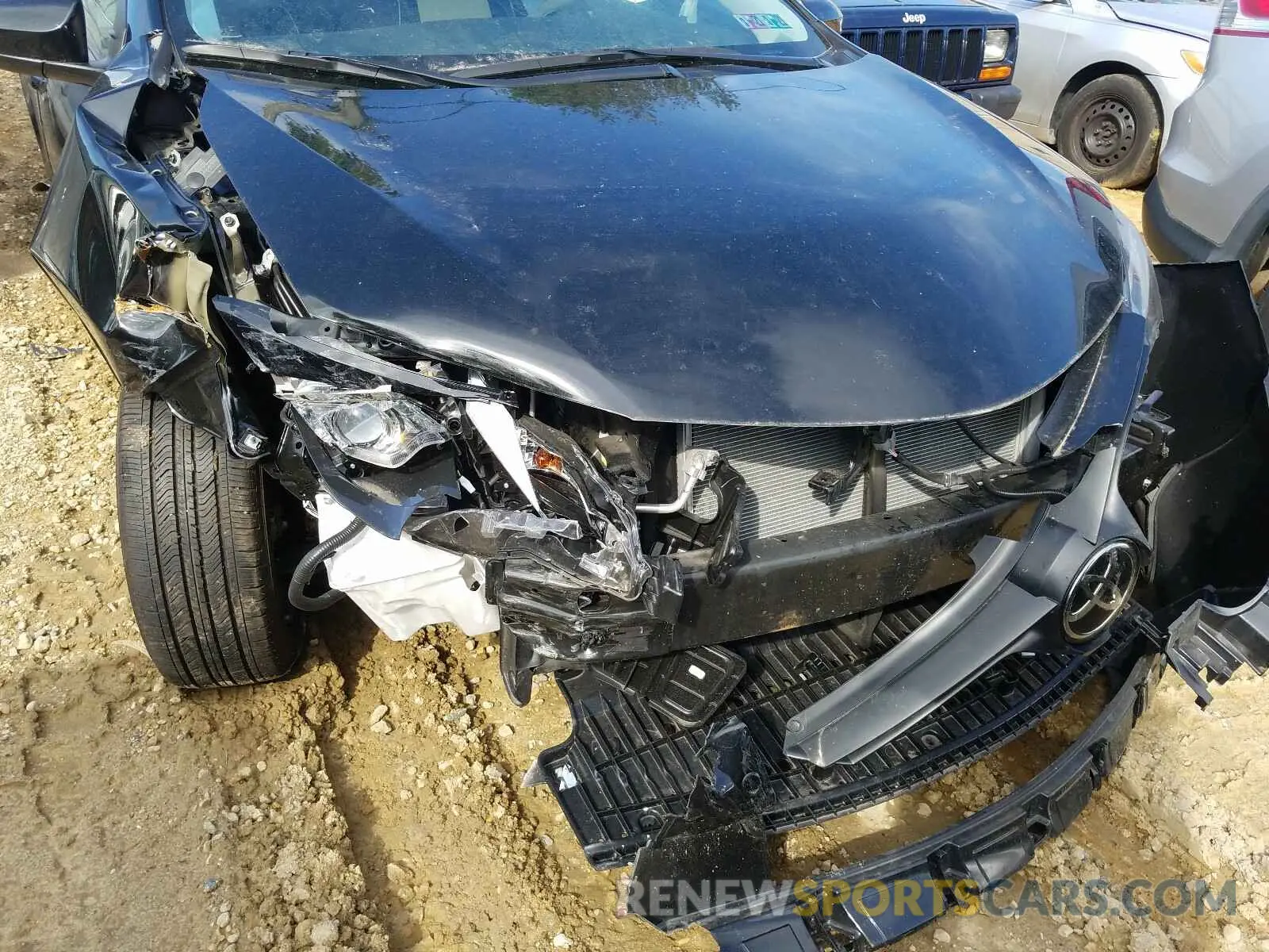 9 Photograph of a damaged car 2T1BURHE7KC219015 TOYOTA COROLLA 2019