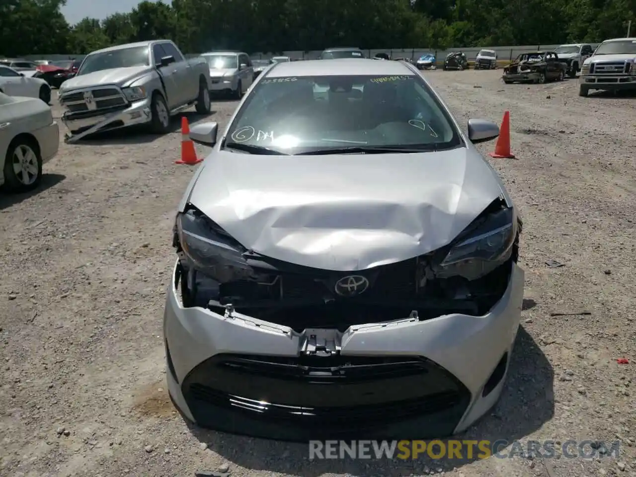 9 Photograph of a damaged car 2T1BURHE7KC223856 TOYOTA COROLLA 2019