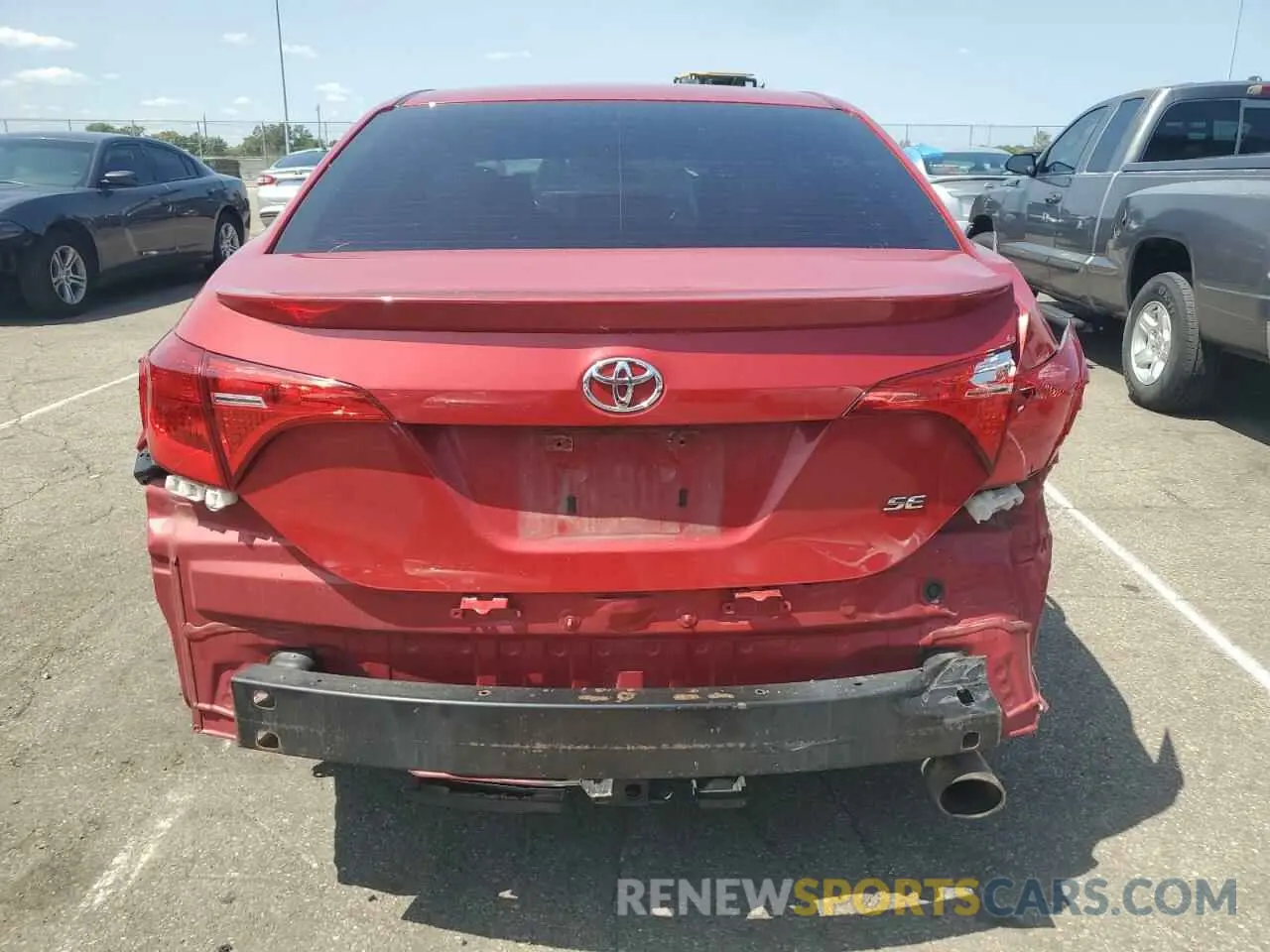 6 Photograph of a damaged car 2T1BURHE7KC226109 TOYOTA COROLLA 2019