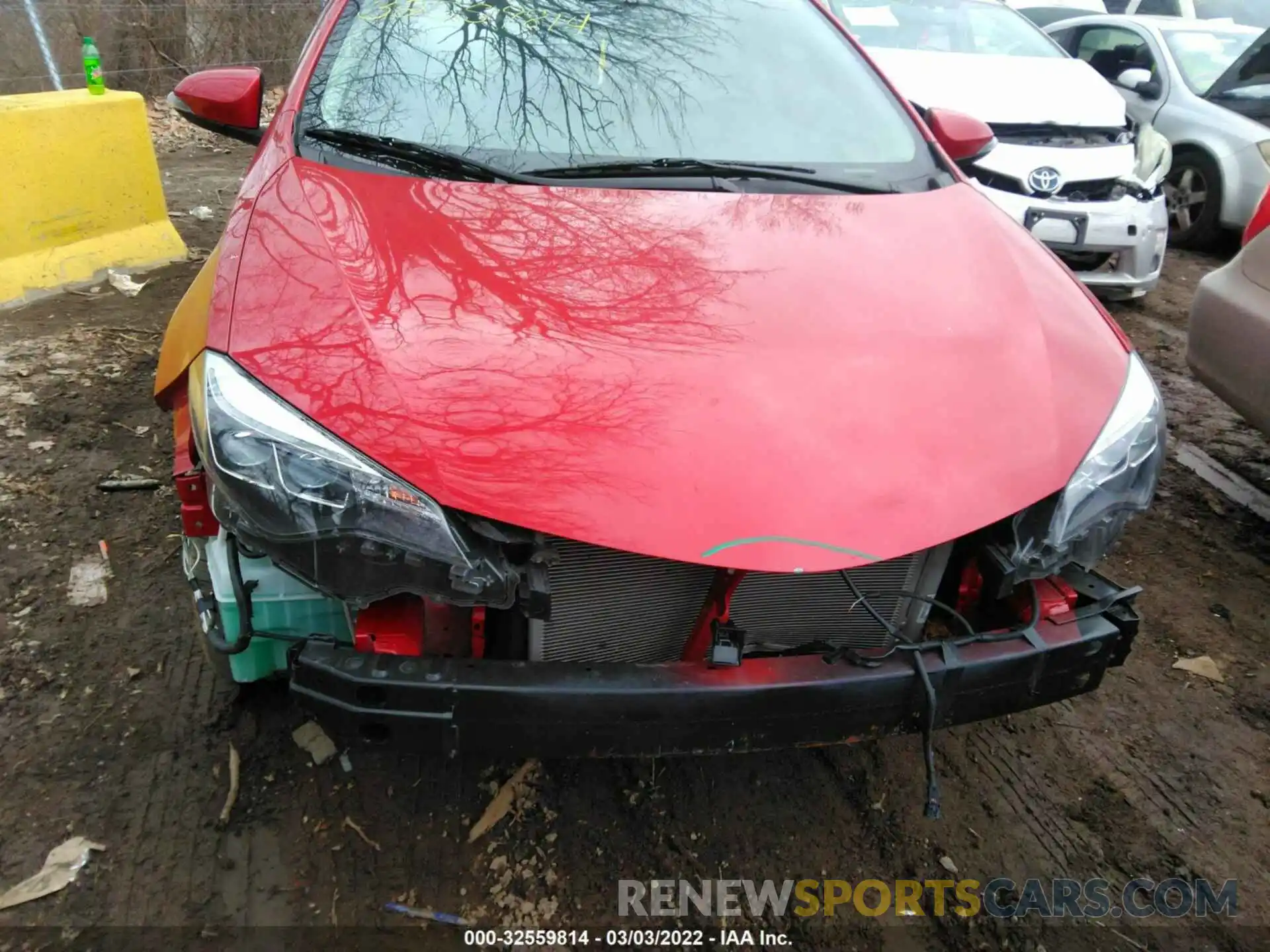 6 Photograph of a damaged car 2T1BURHE7KC228569 TOYOTA COROLLA 2019