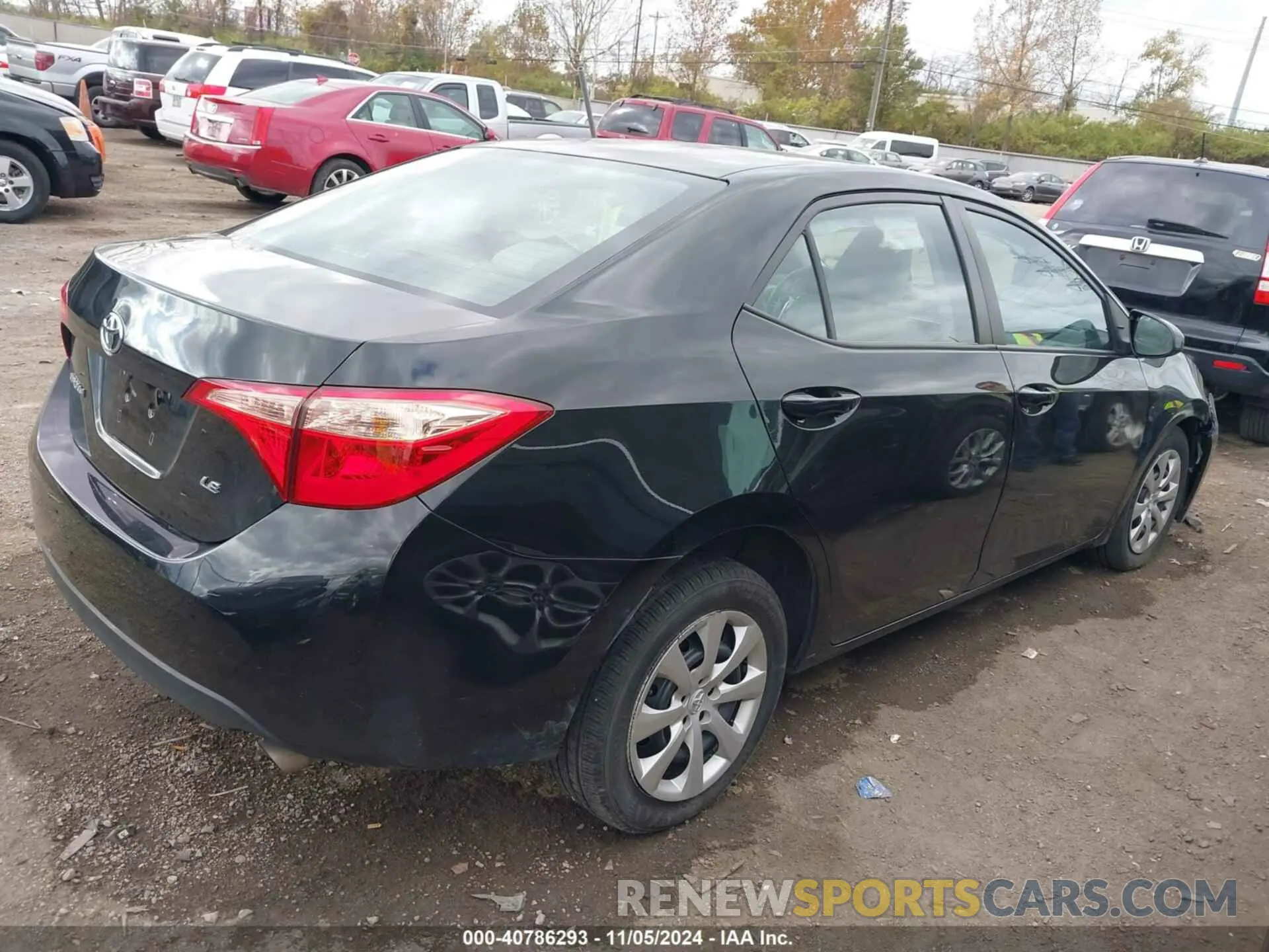 4 Photograph of a damaged car 2T1BURHE7KC231567 TOYOTA COROLLA 2019