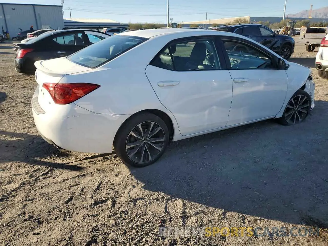 3 Photograph of a damaged car 2T1BURHE7KC232251 TOYOTA COROLLA 2019