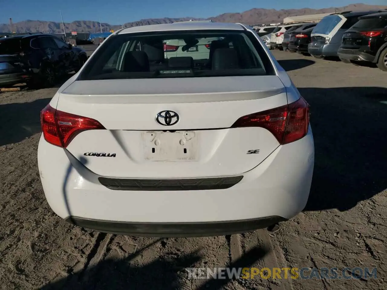 6 Photograph of a damaged car 2T1BURHE7KC232251 TOYOTA COROLLA 2019
