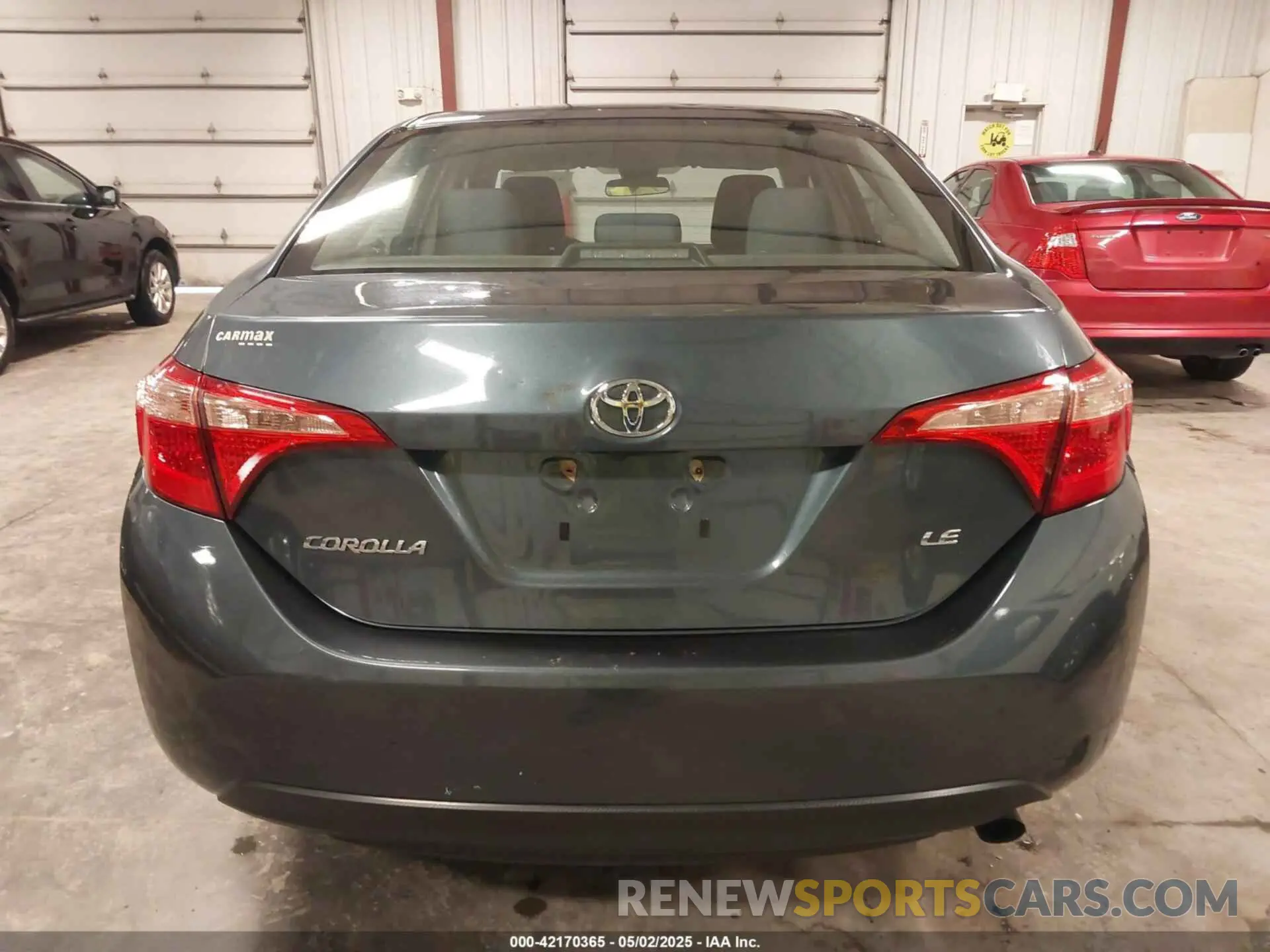 16 Photograph of a damaged car 2T1BURHE7KC238163 TOYOTA COROLLA 2019