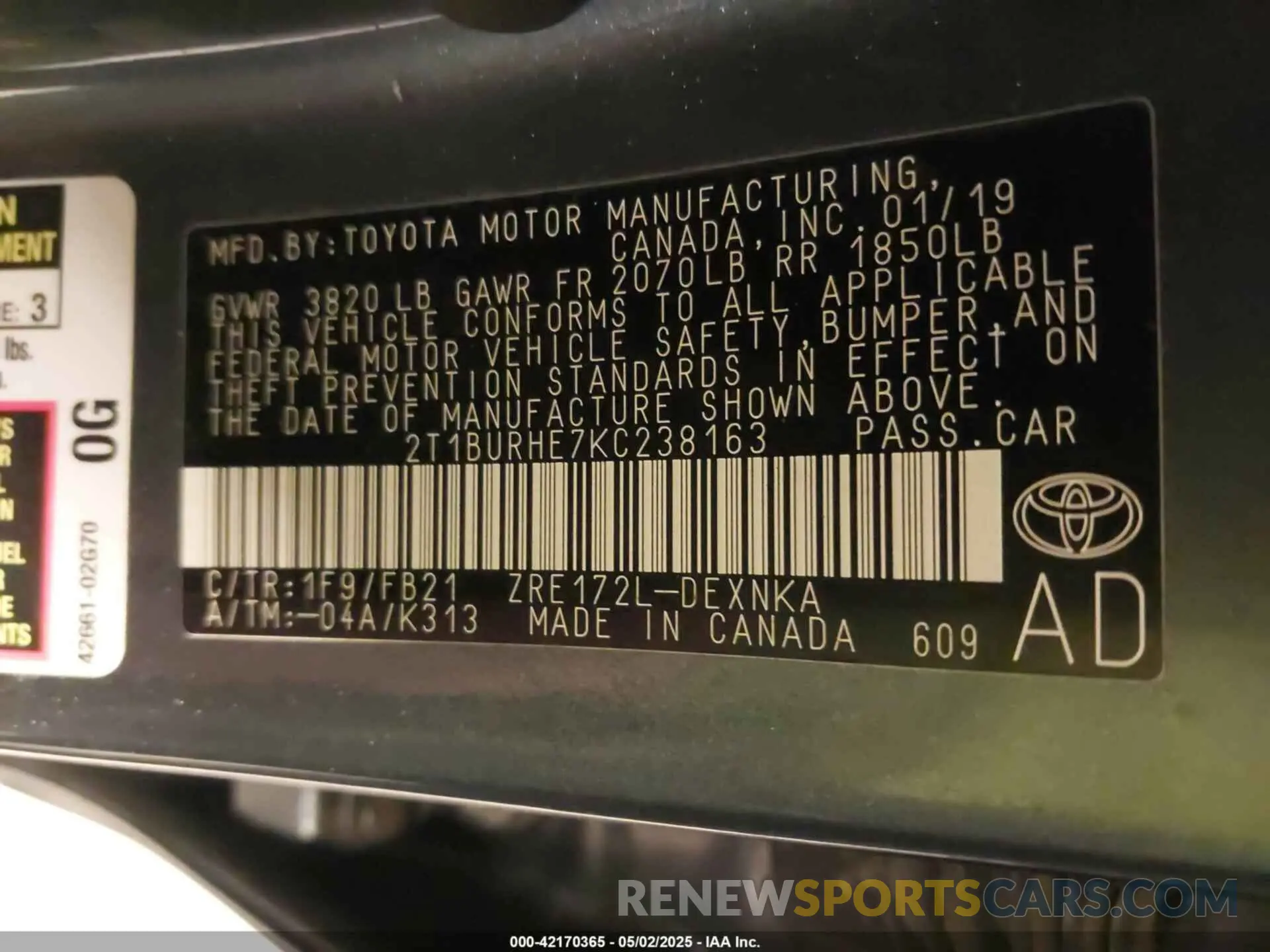 9 Photograph of a damaged car 2T1BURHE7KC238163 TOYOTA COROLLA 2019