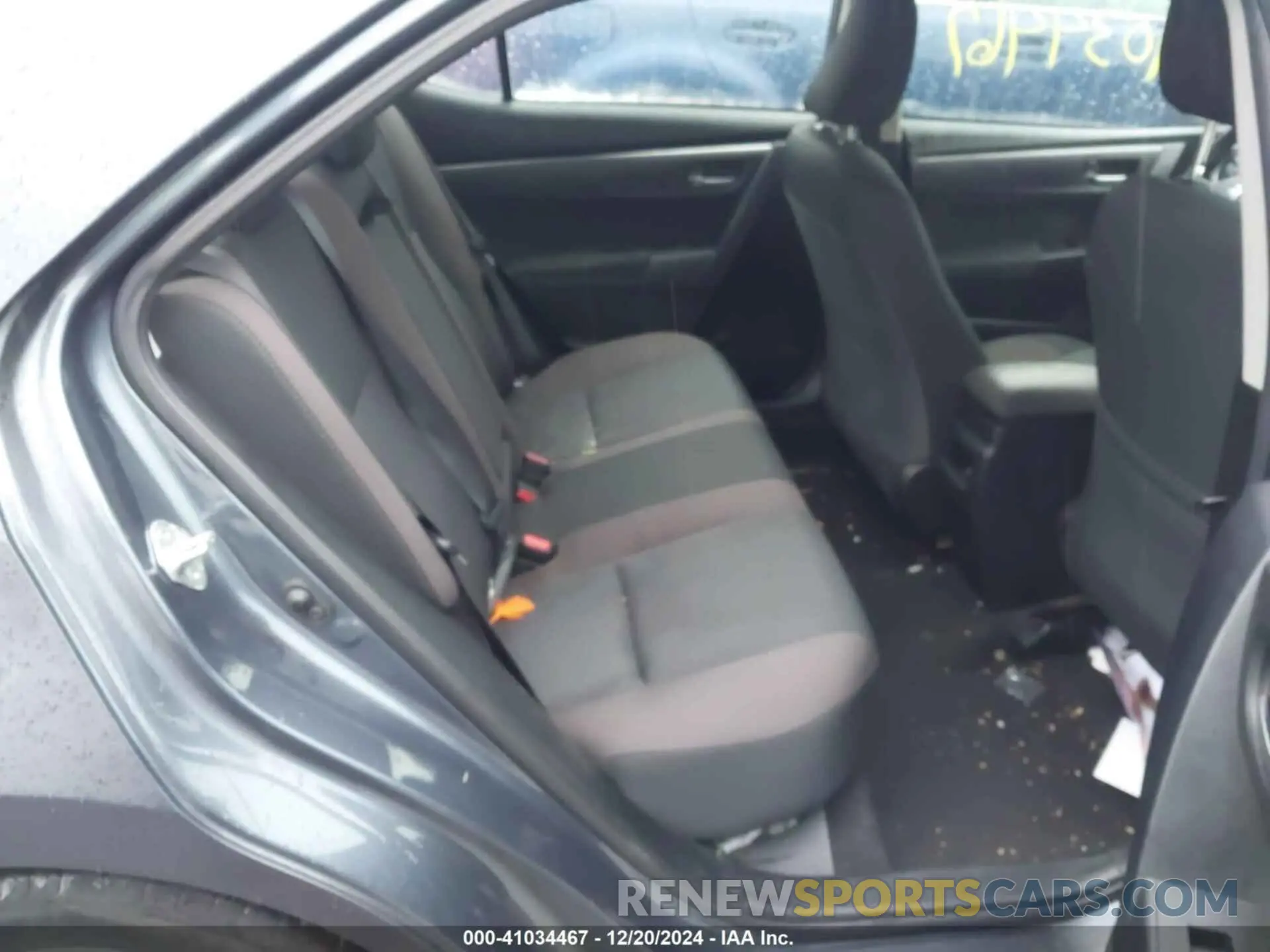 8 Photograph of a damaged car 2T1BURHE7KC239975 TOYOTA COROLLA 2019