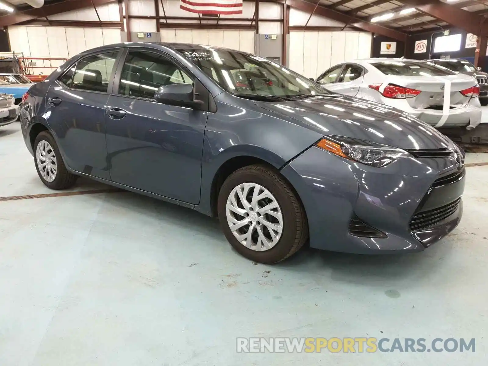 1 Photograph of a damaged car 2T1BURHE7KC240091 TOYOTA COROLLA 2019