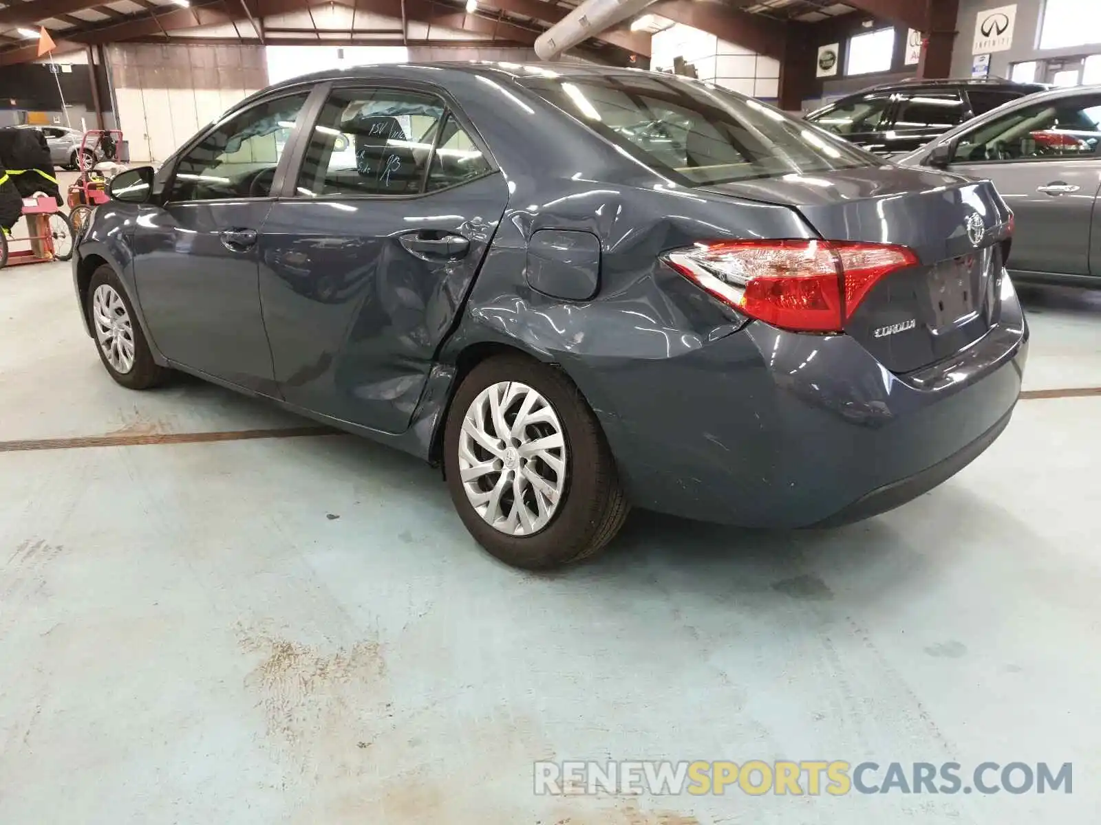 3 Photograph of a damaged car 2T1BURHE7KC240091 TOYOTA COROLLA 2019