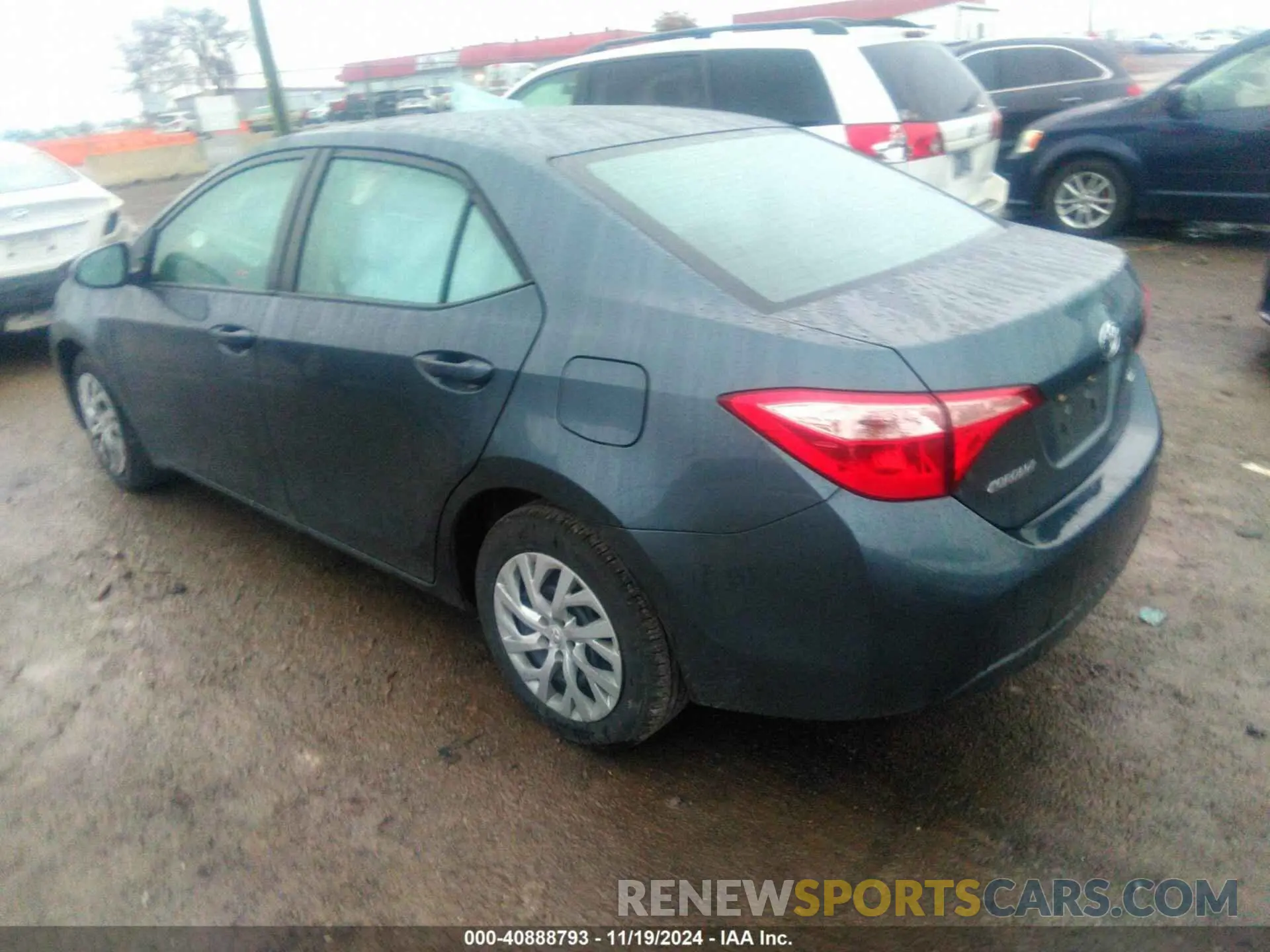 3 Photograph of a damaged car 2T1BURHE7KC241807 TOYOTA COROLLA 2019