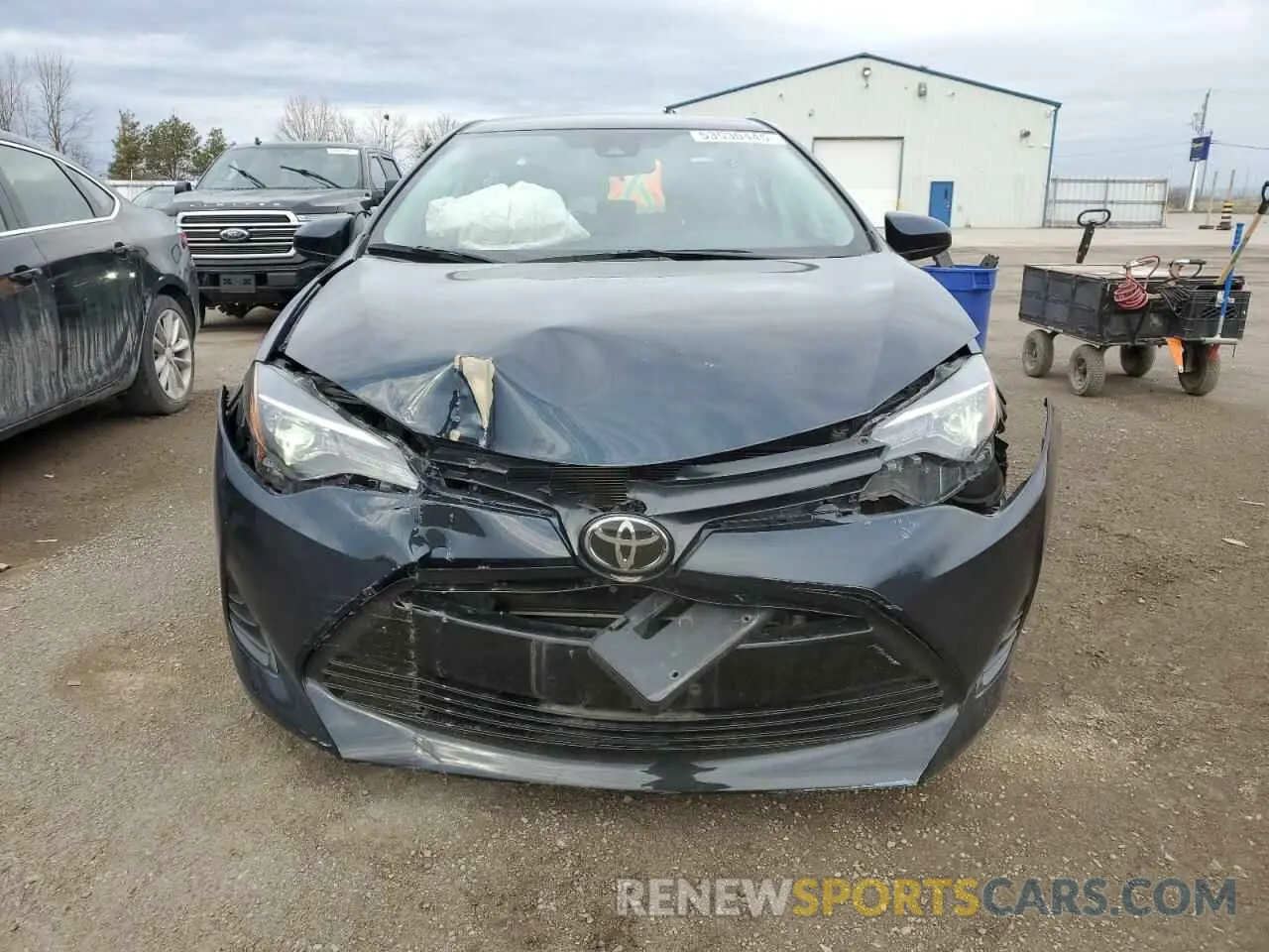 5 Photograph of a damaged car 2T1BURHE7KC243735 TOYOTA COROLLA 2019