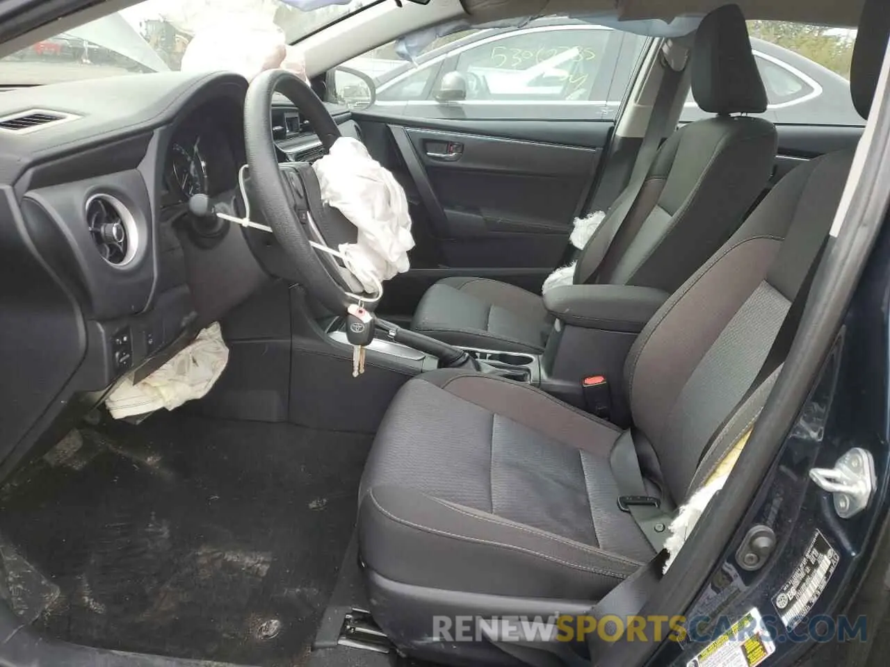 7 Photograph of a damaged car 2T1BURHE7KC243735 TOYOTA COROLLA 2019