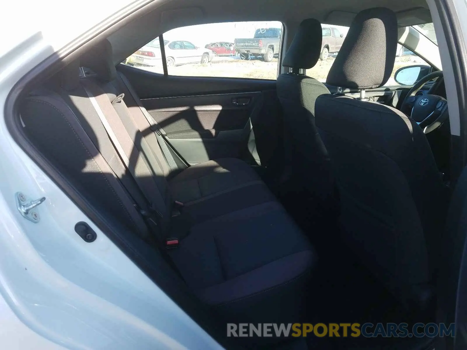 6 Photograph of a damaged car 2T1BURHE7KC244786 TOYOTA COROLLA 2019