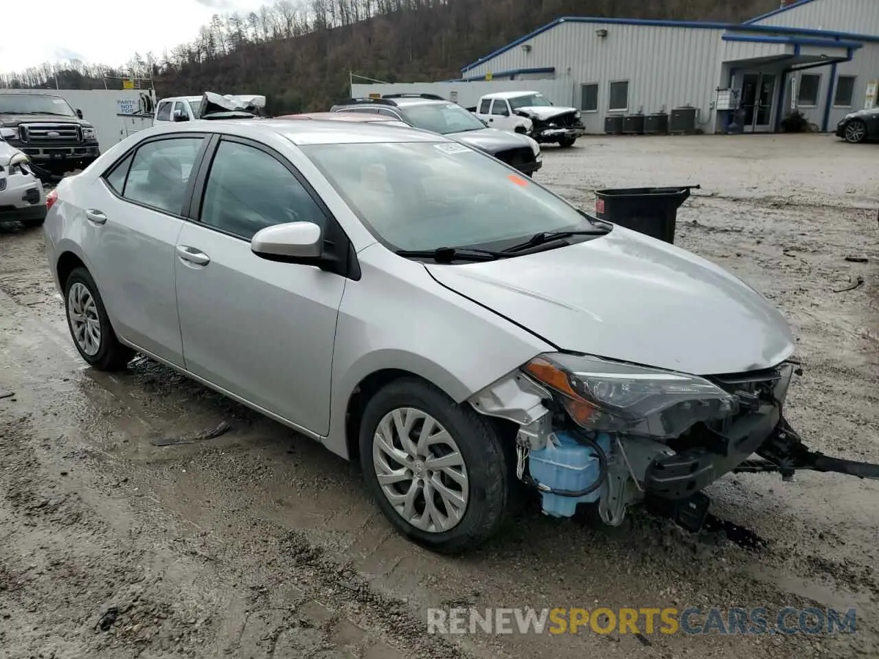 4 Photograph of a damaged car 2T1BURHE7KC246165 TOYOTA COROLLA 2019