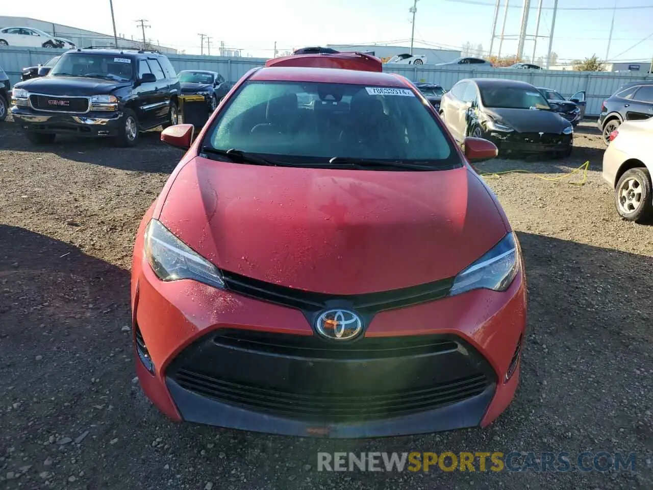 5 Photograph of a damaged car 2T1BURHE8KC125564 TOYOTA COROLLA 2019