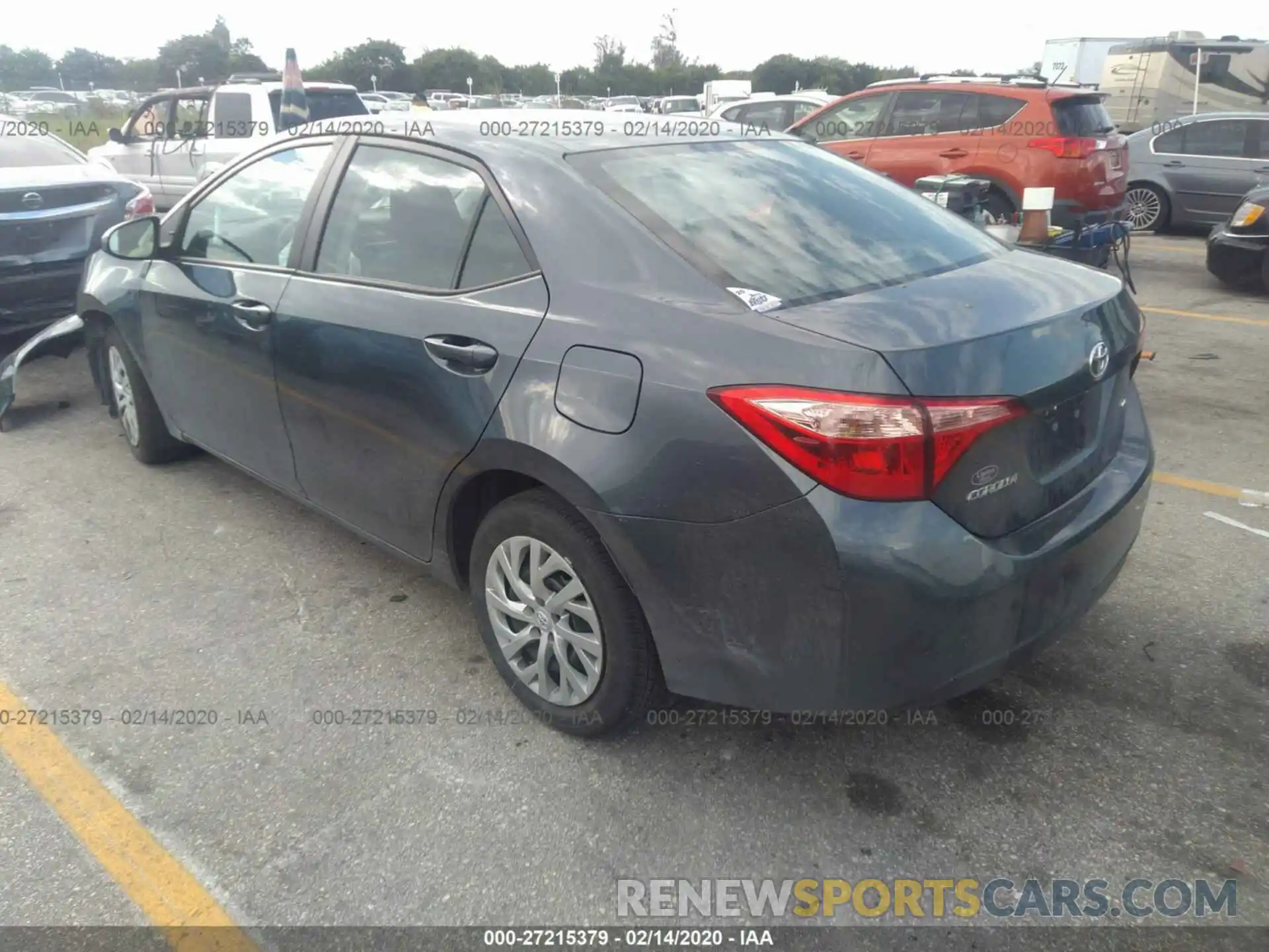 3 Photograph of a damaged car 2T1BURHE8KC127170 TOYOTA COROLLA 2019