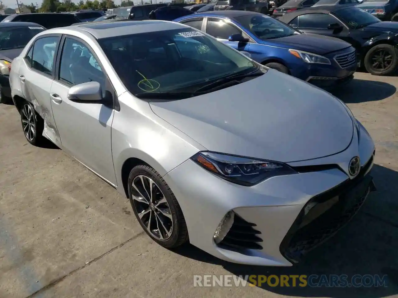 1 Photograph of a damaged car 2T1BURHE8KC128884 TOYOTA COROLLA 2019