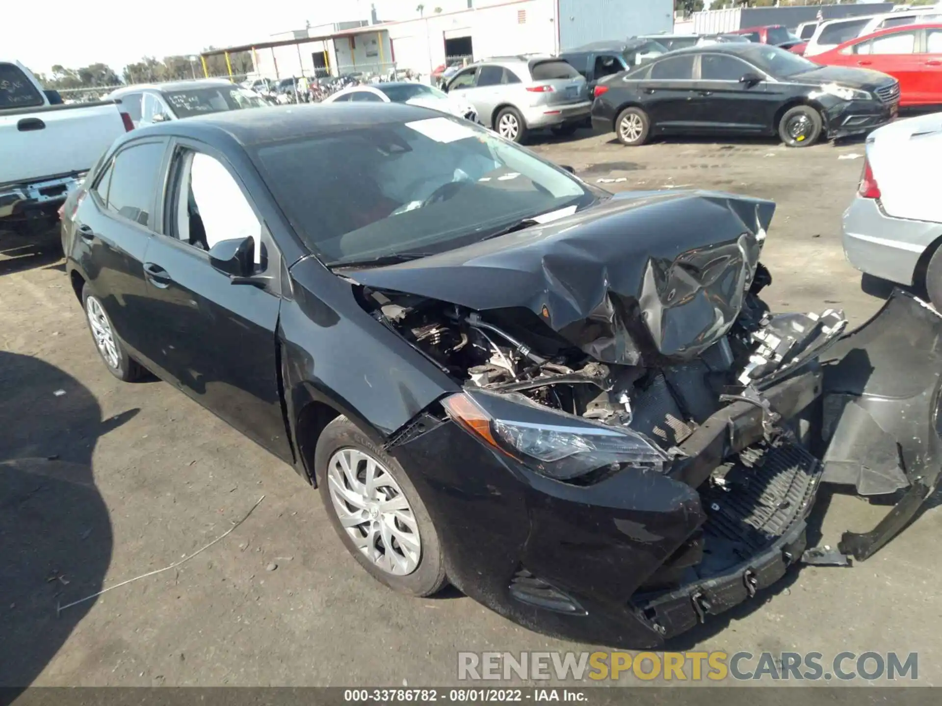 1 Photograph of a damaged car 2T1BURHE8KC139769 TOYOTA COROLLA 2019