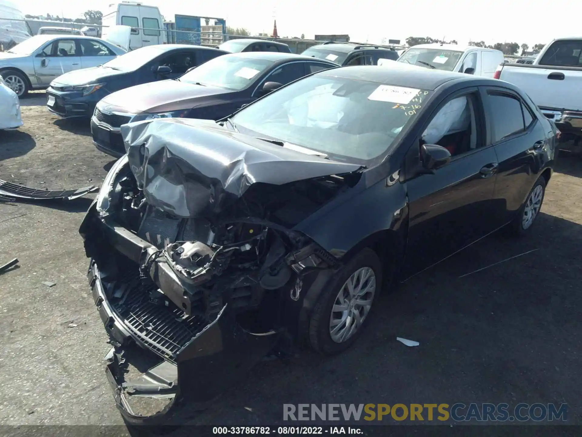 2 Photograph of a damaged car 2T1BURHE8KC139769 TOYOTA COROLLA 2019