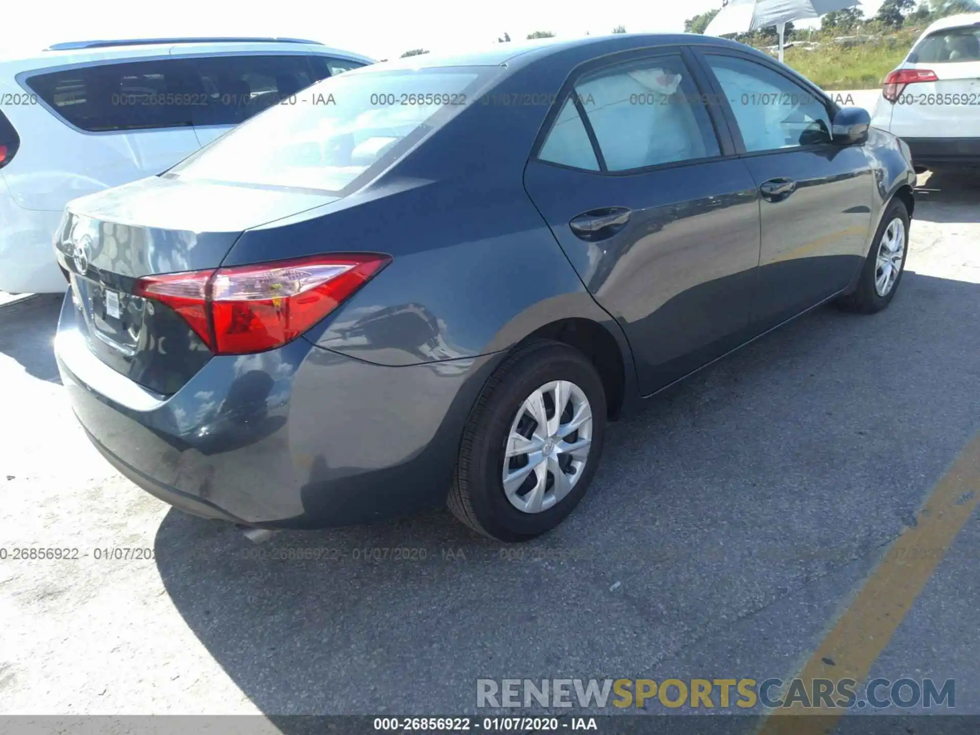 4 Photograph of a damaged car 2T1BURHE8KC139979 TOYOTA COROLLA 2019