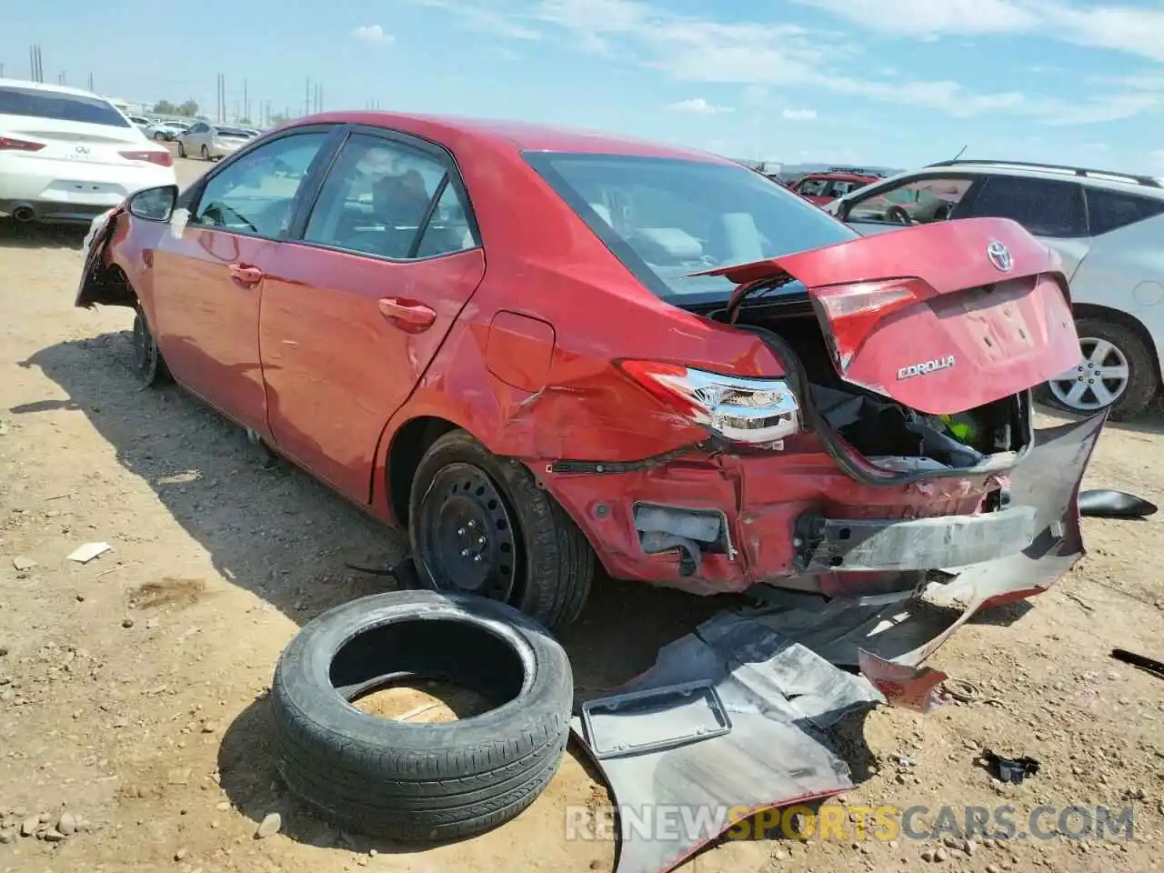 3 Photograph of a damaged car 2T1BURHE8KC143269 TOYOTA COROLLA 2019