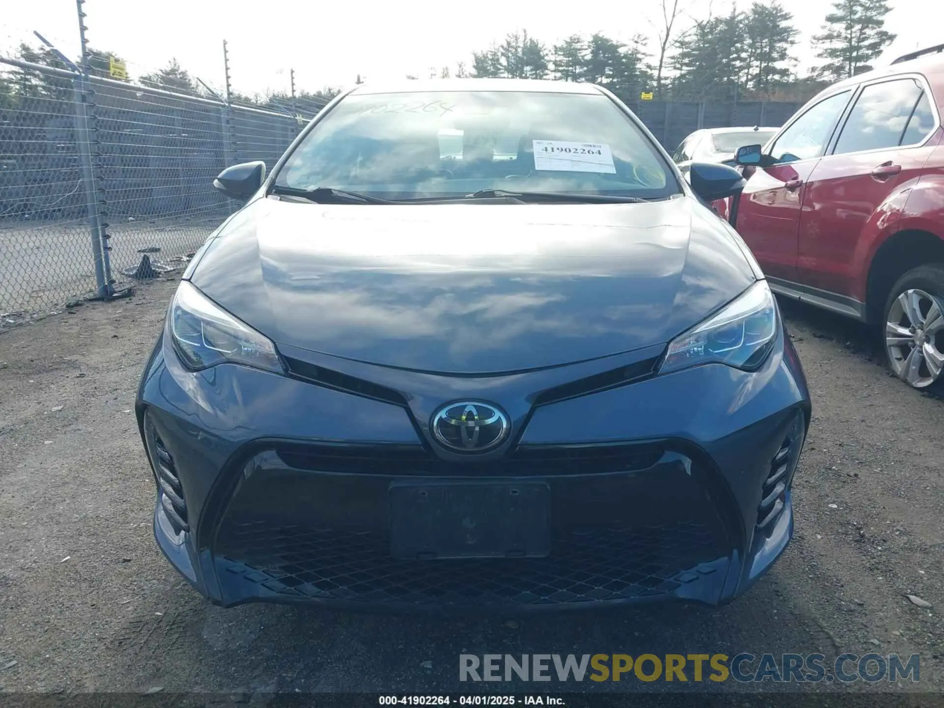 12 Photograph of a damaged car 2T1BURHE8KC155695 TOYOTA COROLLA 2019