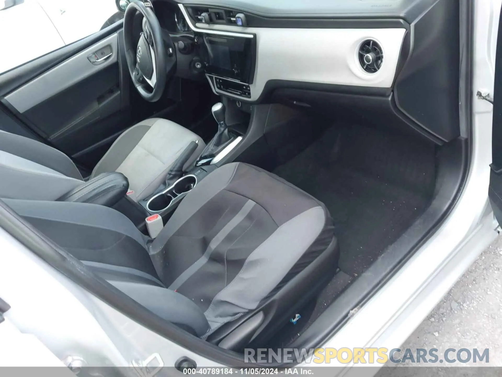 20 Photograph of a damaged car 2T1BURHE8KC157818 TOYOTA COROLLA 2019