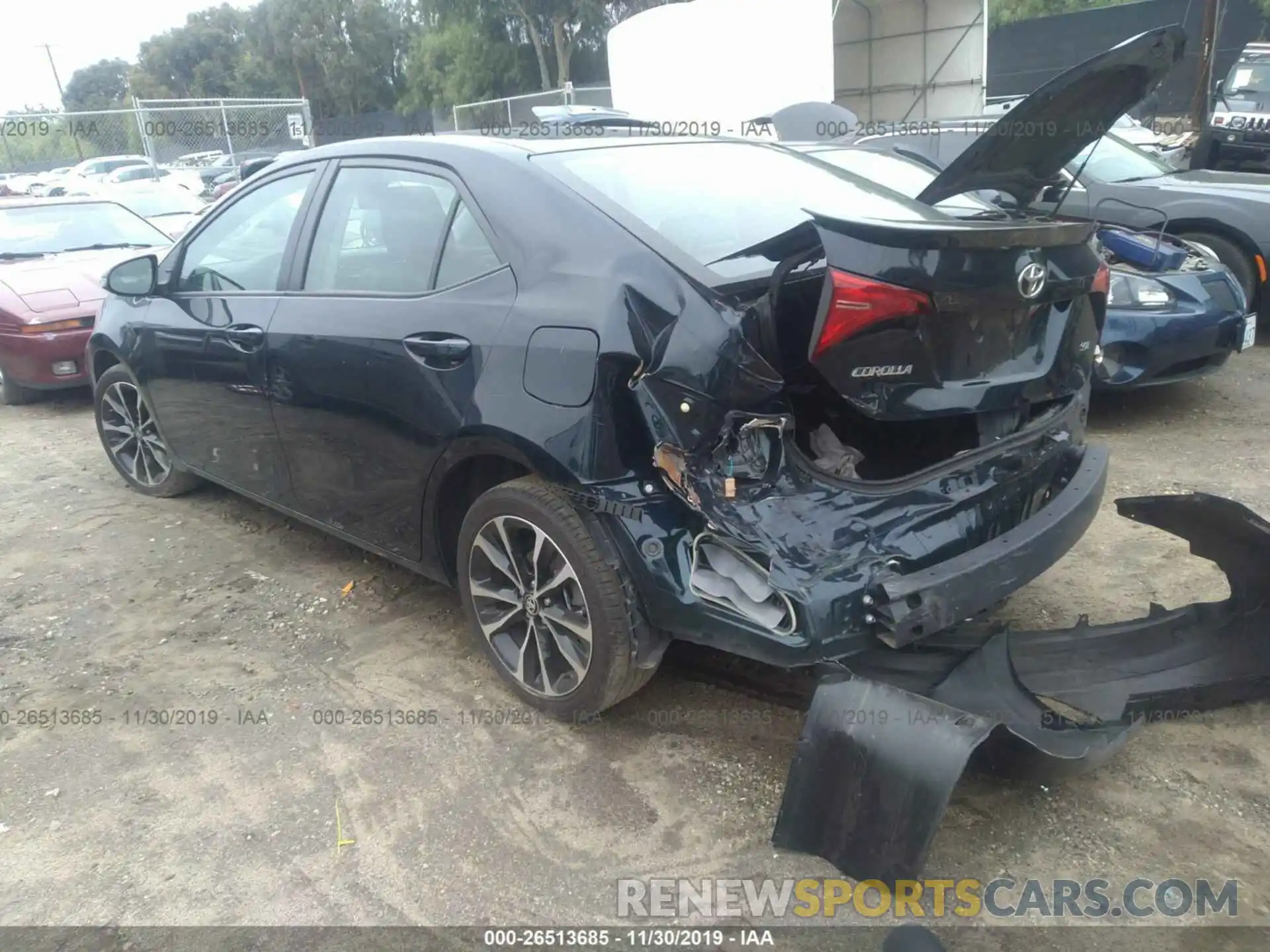 3 Photograph of a damaged car 2T1BURHE8KC161724 TOYOTA COROLLA 2019