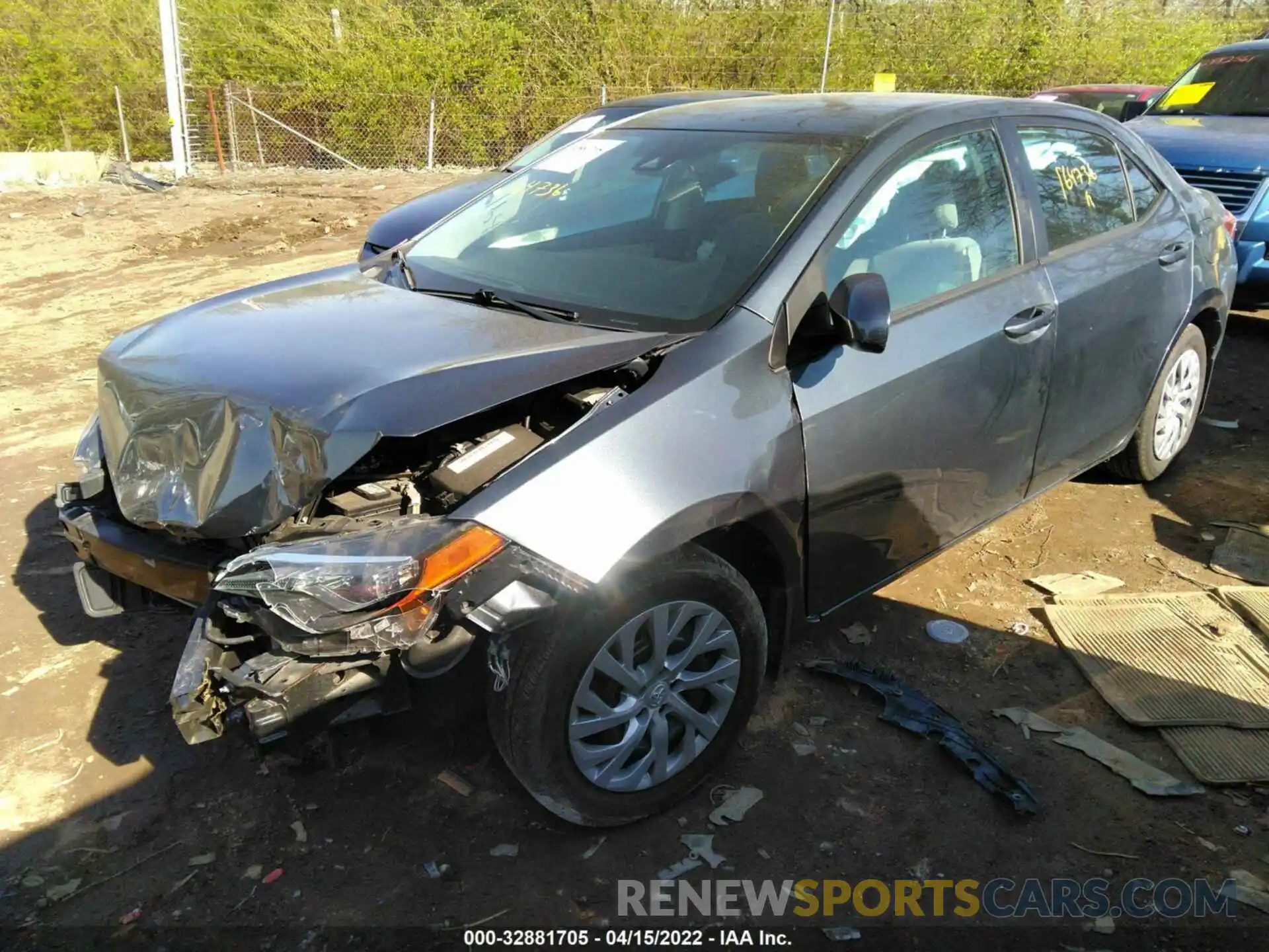 2 Photograph of a damaged car 2T1BURHE8KC164736 TOYOTA COROLLA 2019