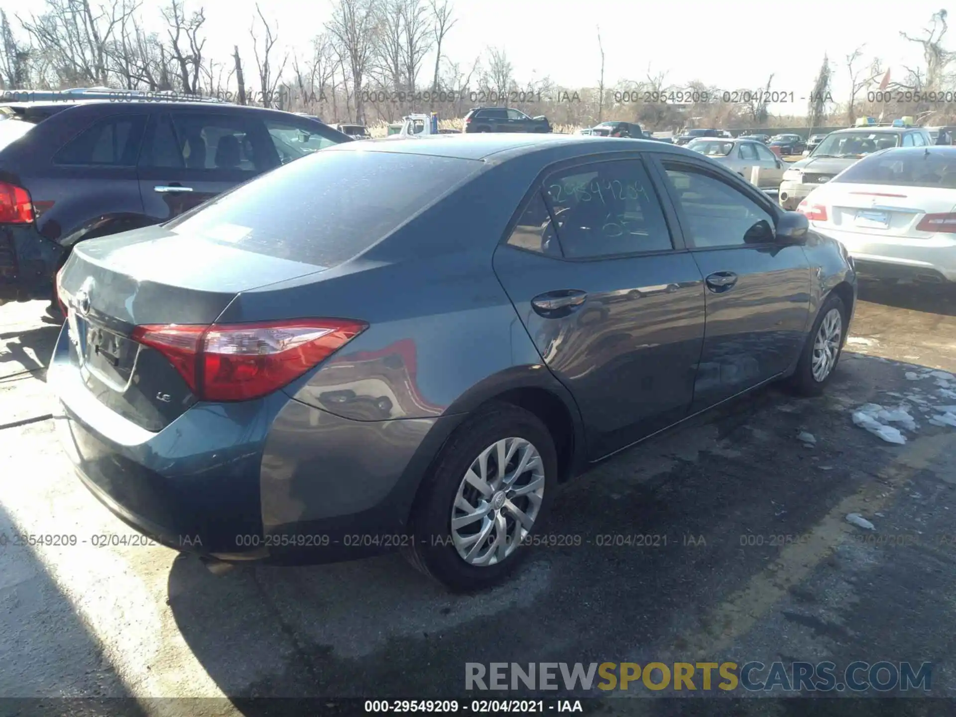 4 Photograph of a damaged car 2T1BURHE8KC168673 TOYOTA COROLLA 2019