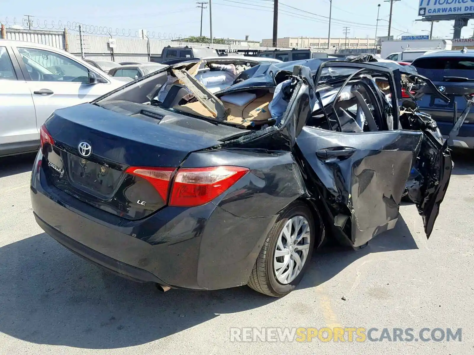 4 Photograph of a damaged car 2T1BURHE8KC170021 TOYOTA COROLLA 2019