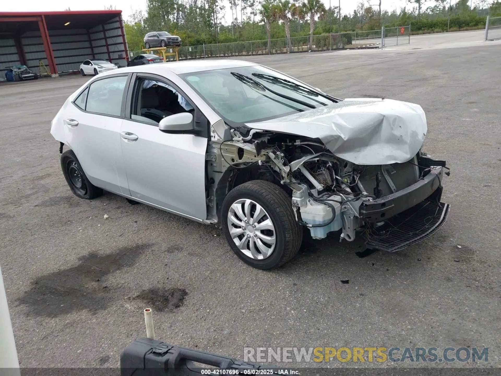 1 Photograph of a damaged car 2T1BURHE8KC170584 TOYOTA COROLLA 2019
