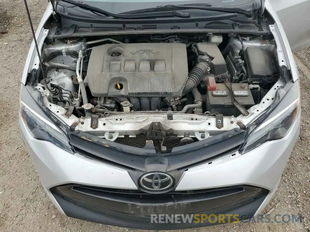 9 Photograph of a damaged car 2T1BURHE8KC172402 TOYOTA COROLLA 2019