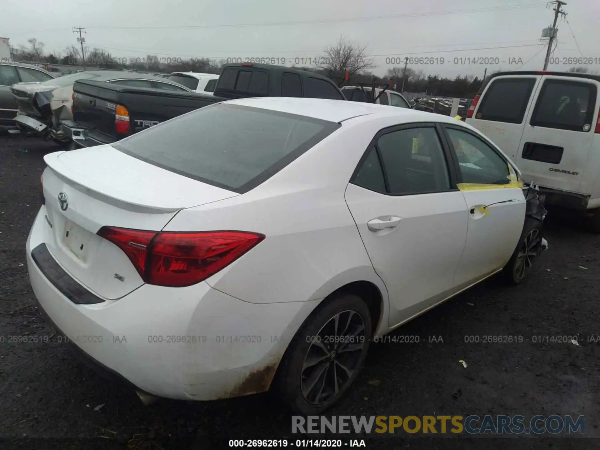 4 Photograph of a damaged car 2T1BURHE8KC181133 TOYOTA COROLLA 2019