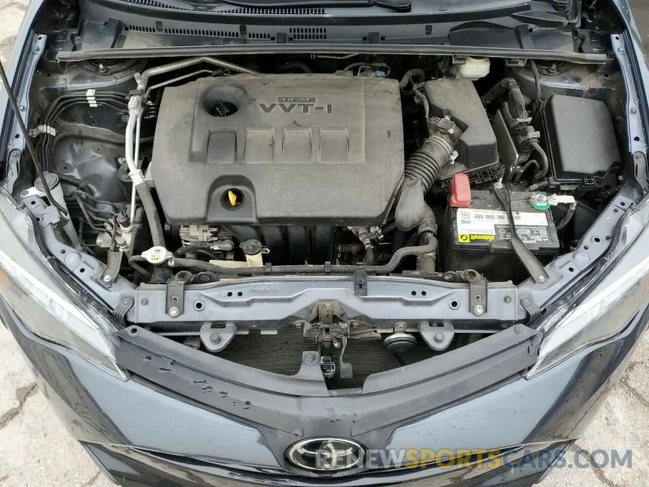 11 Photograph of a damaged car 2T1BURHE8KC183108 TOYOTA COROLLA 2019