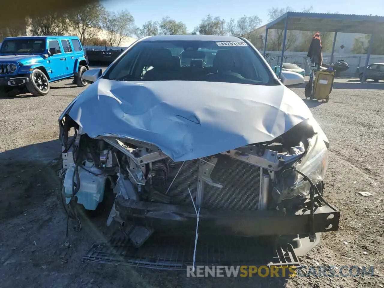 5 Photograph of a damaged car 2T1BURHE8KC189099 TOYOTA COROLLA 2019