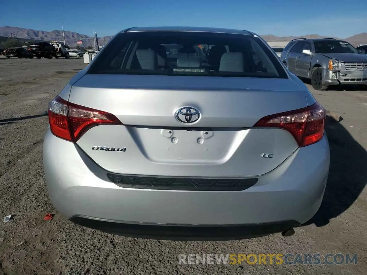 6 Photograph of a damaged car 2T1BURHE8KC189099 TOYOTA COROLLA 2019