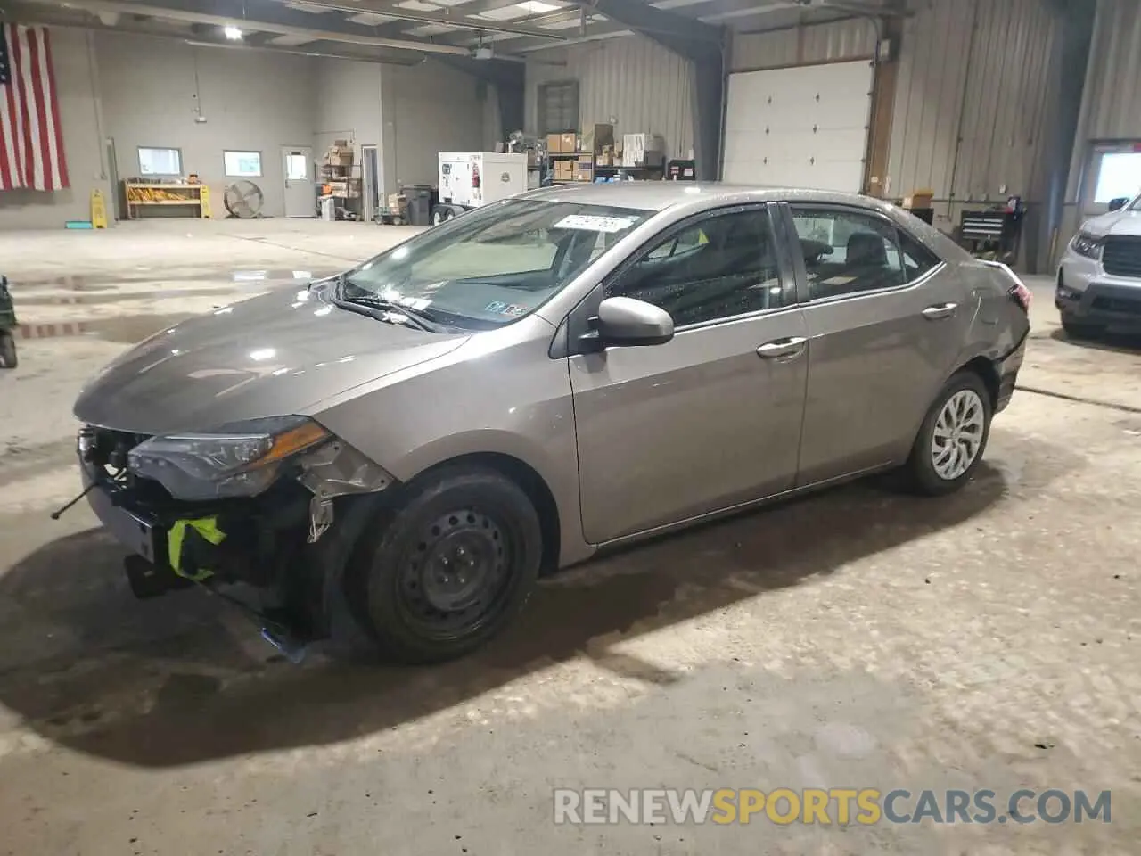 1 Photograph of a damaged car 2T1BURHE8KC198885 TOYOTA COROLLA 2019